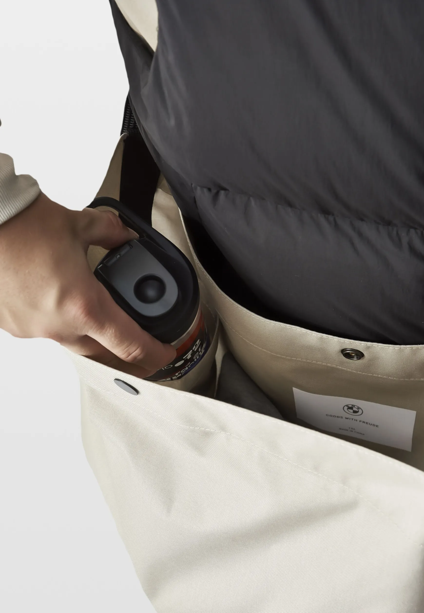 Bags & Luggage<BMW Lifestyle BMW Applied Tag Shoulder Bag beige