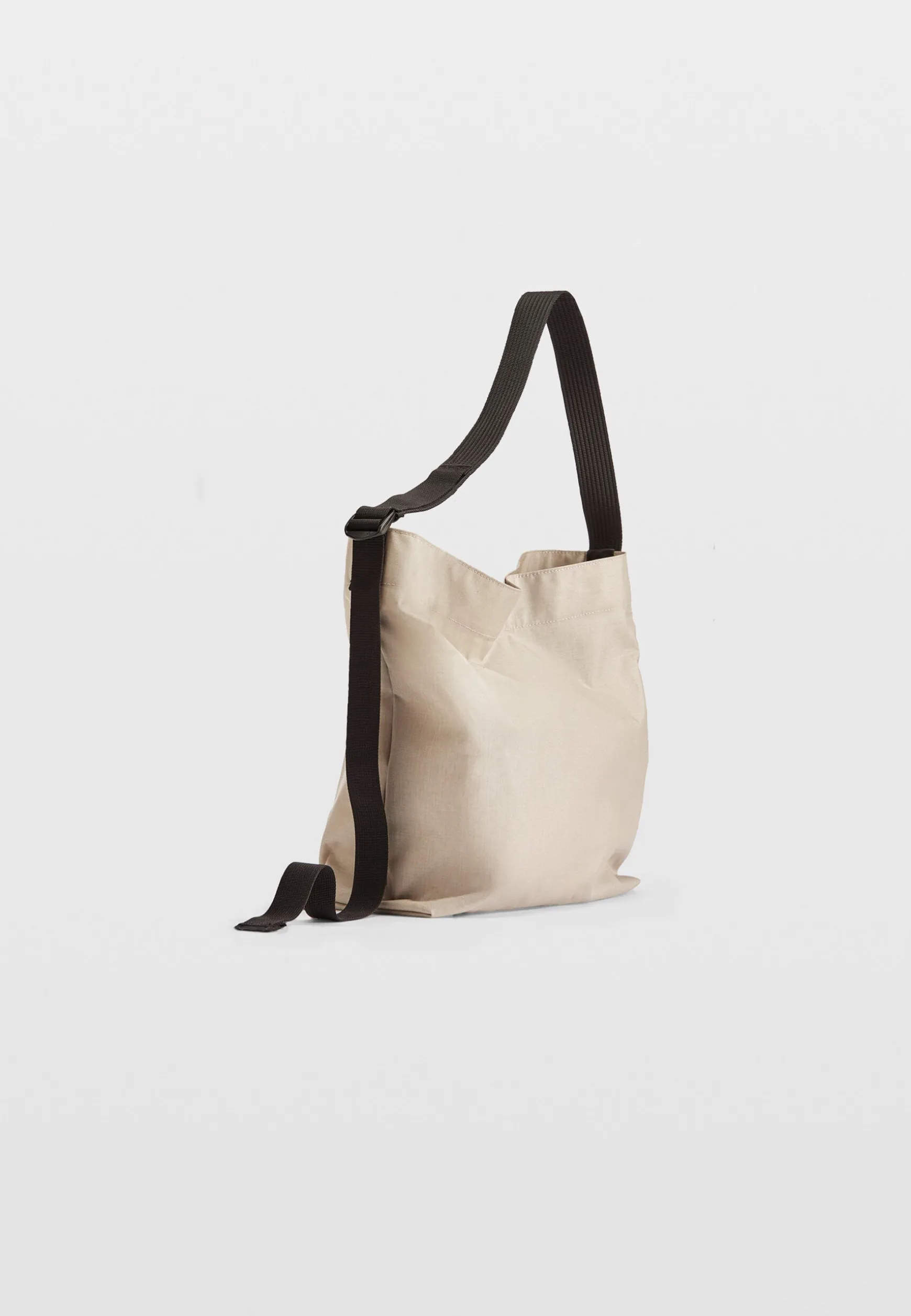 Bags & Luggage<BMW Lifestyle BMW Applied Tag Shoulder Bag beige