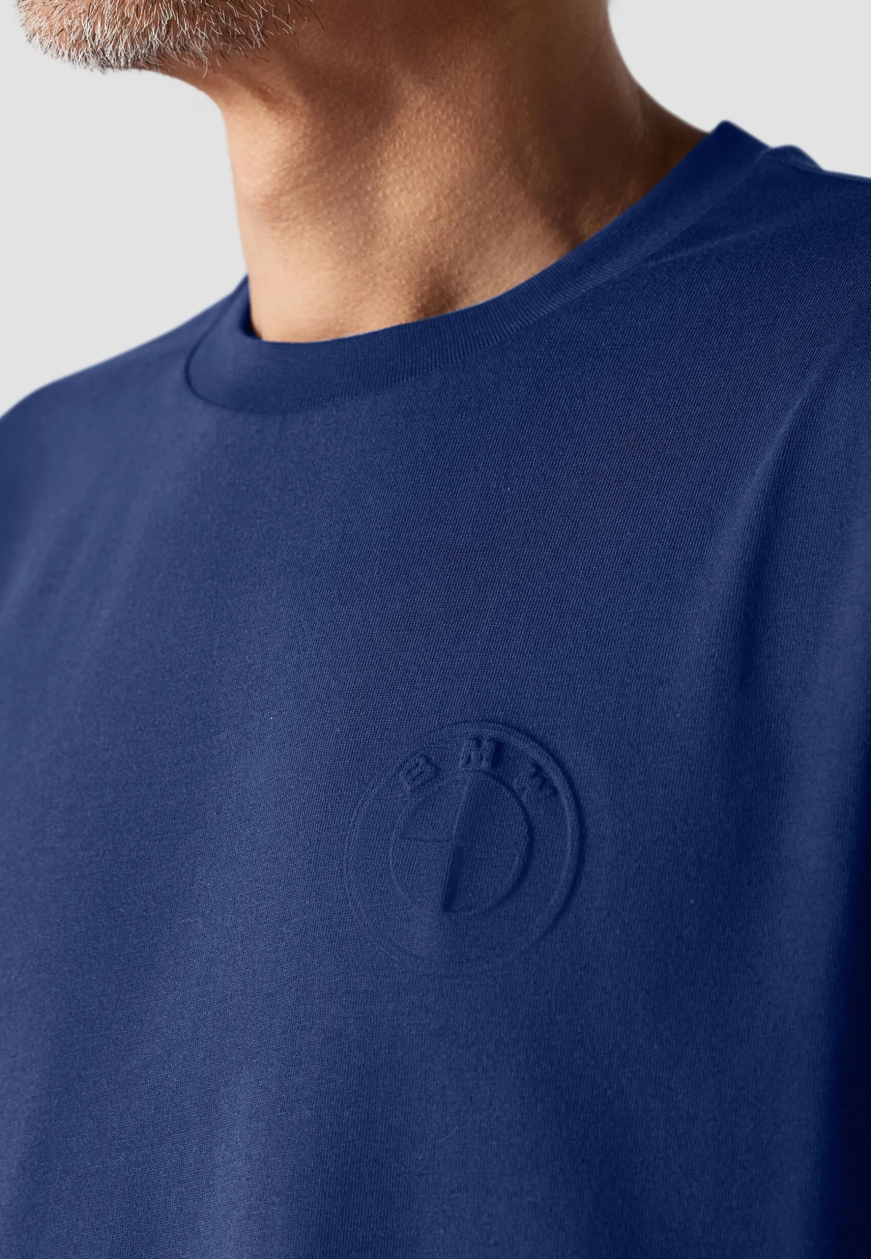 bmw_core_small_symbol_tshirt_2.webp T-shirts<BMW Lifestyle BMW Core Small Symbol T-shirt blue