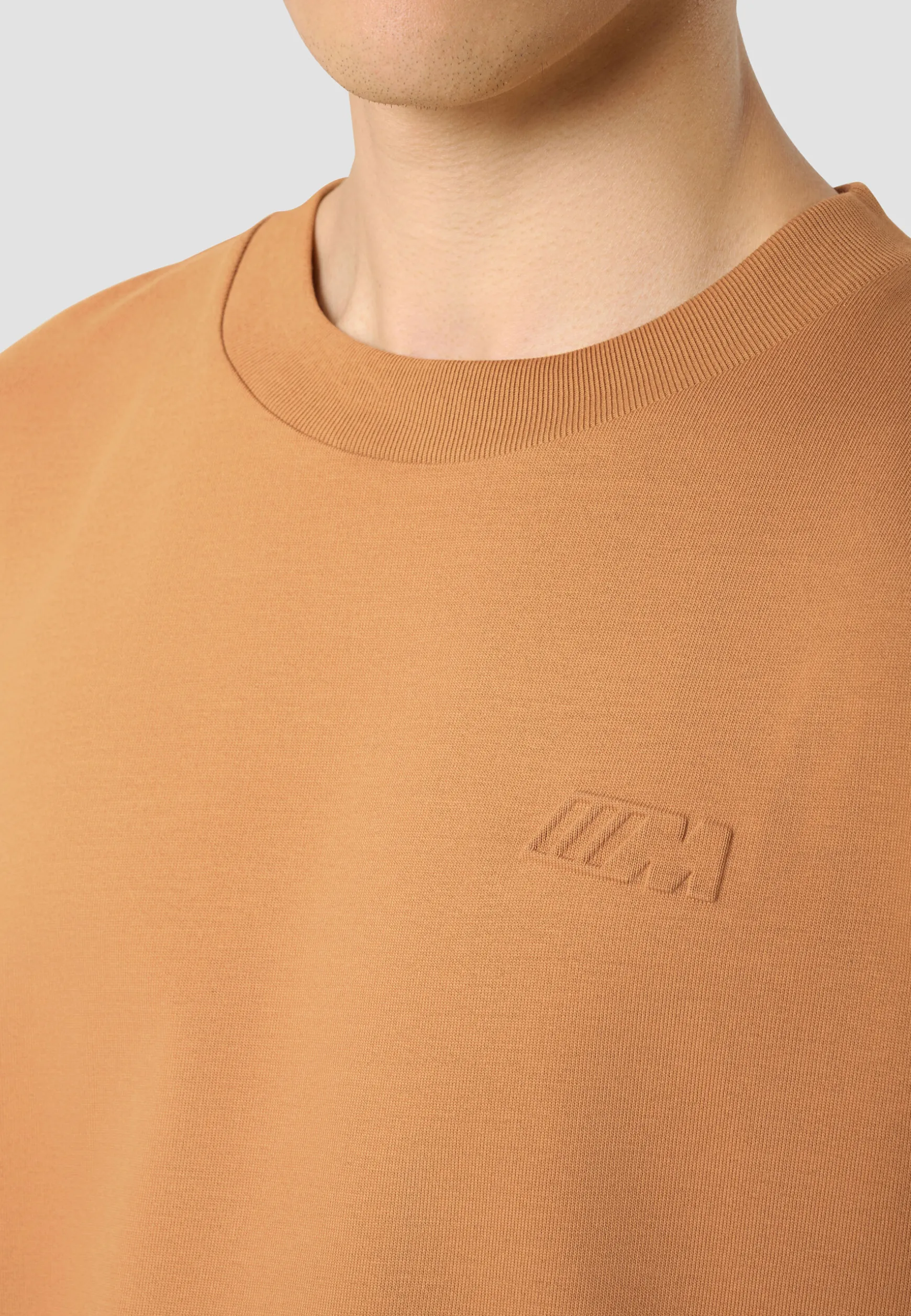 bmw_m_oversized_short_sleeve_tshirt_2-1.webp T-shirts<BMW Lifestyle BMW M Oversized Short Sleeve T-shirt dark brown wood