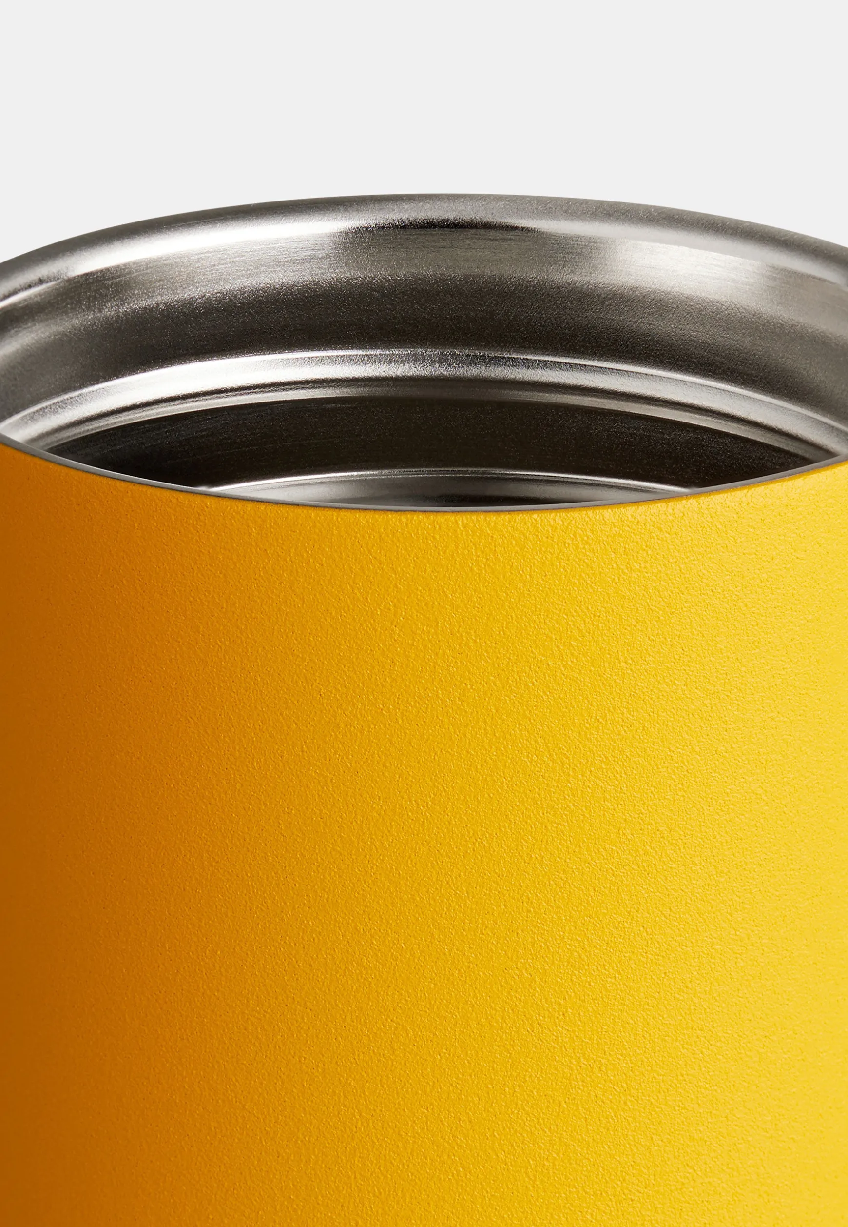 Bottles<BMW Lifestyle BMW 330ML CANISTER yellow