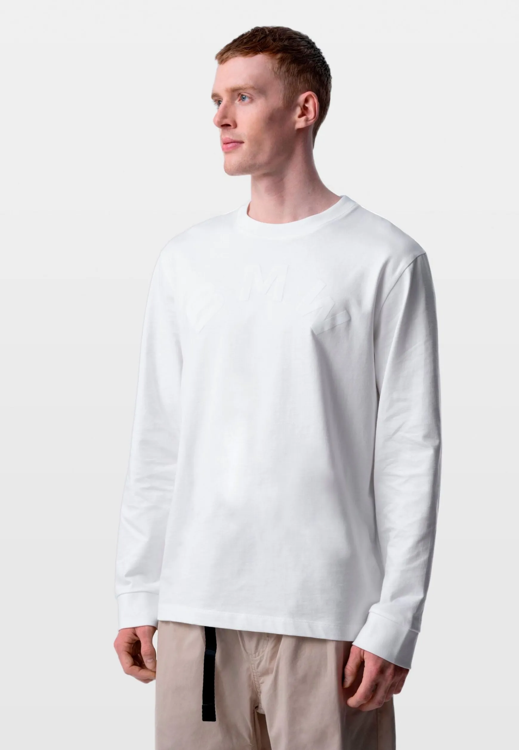 T-shirts<BMW Lifestyle BMW oversized long-sleeved T-shirt white