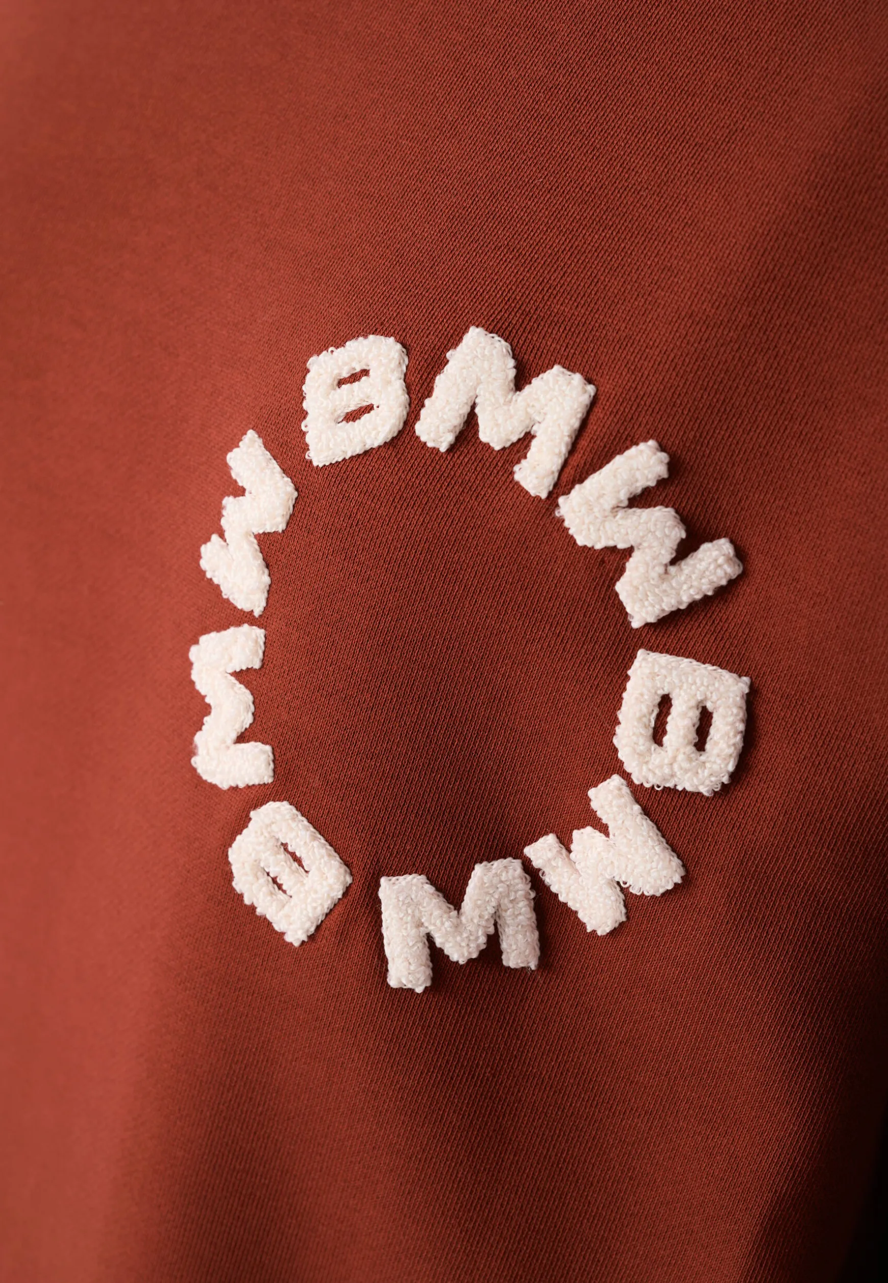 Women | Hoodies<BMW Lifestyle BMW Raw Crew Sweat tibetan red