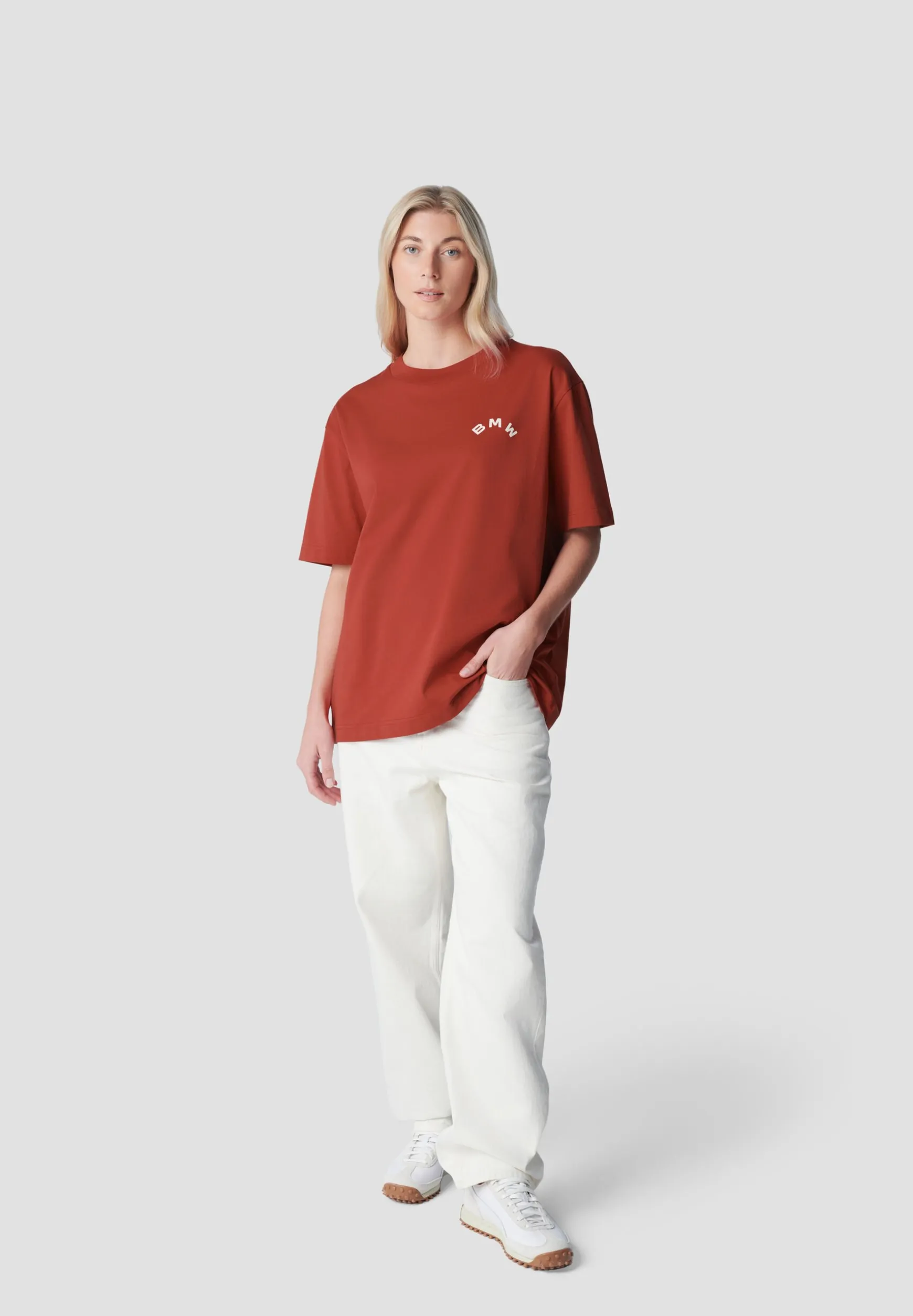 bmw_raw_tshirt_3-1.webp Women<BMW Lifestyle BMW Raw T-SHIRT rio red